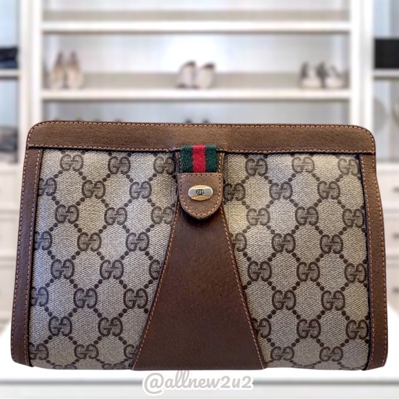Gucci Other - Gucci Sherry Line GG Clutch Canvas Leather Pouch Monogram Mega Multi-Host Pick!